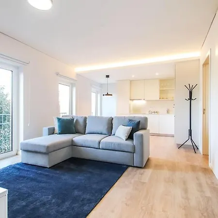 Amazing Liberdade Ground Floor W Ac Elevator דירה