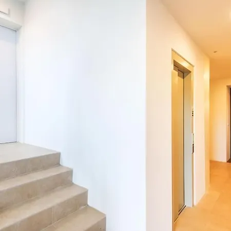 Amazing Liberdade Ground Floor W Ac Elevator דירה