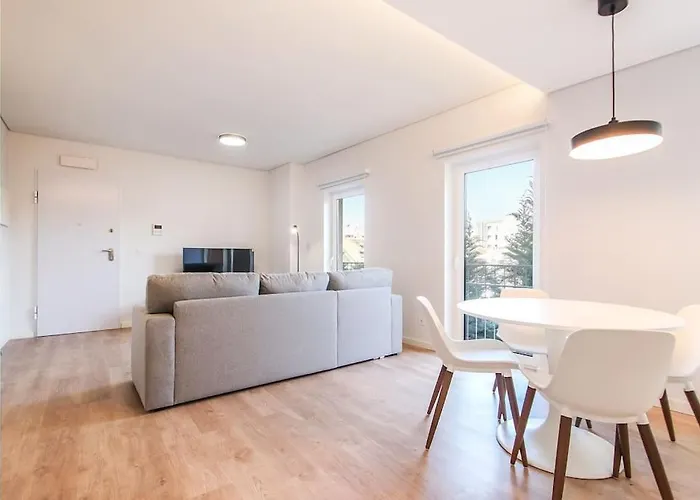 Amazing Liberdade Ground Floor W Ac Elevator * Лиссабон