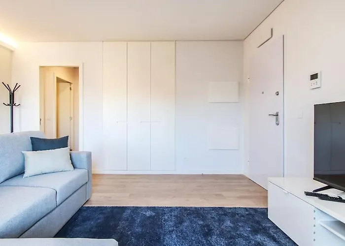 Amazing Liberdade Ground Floor W Ac Elevator Lägenhet