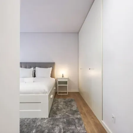 Апартаменты Amazing Liberdade Ground Floor W Ac Elevator *